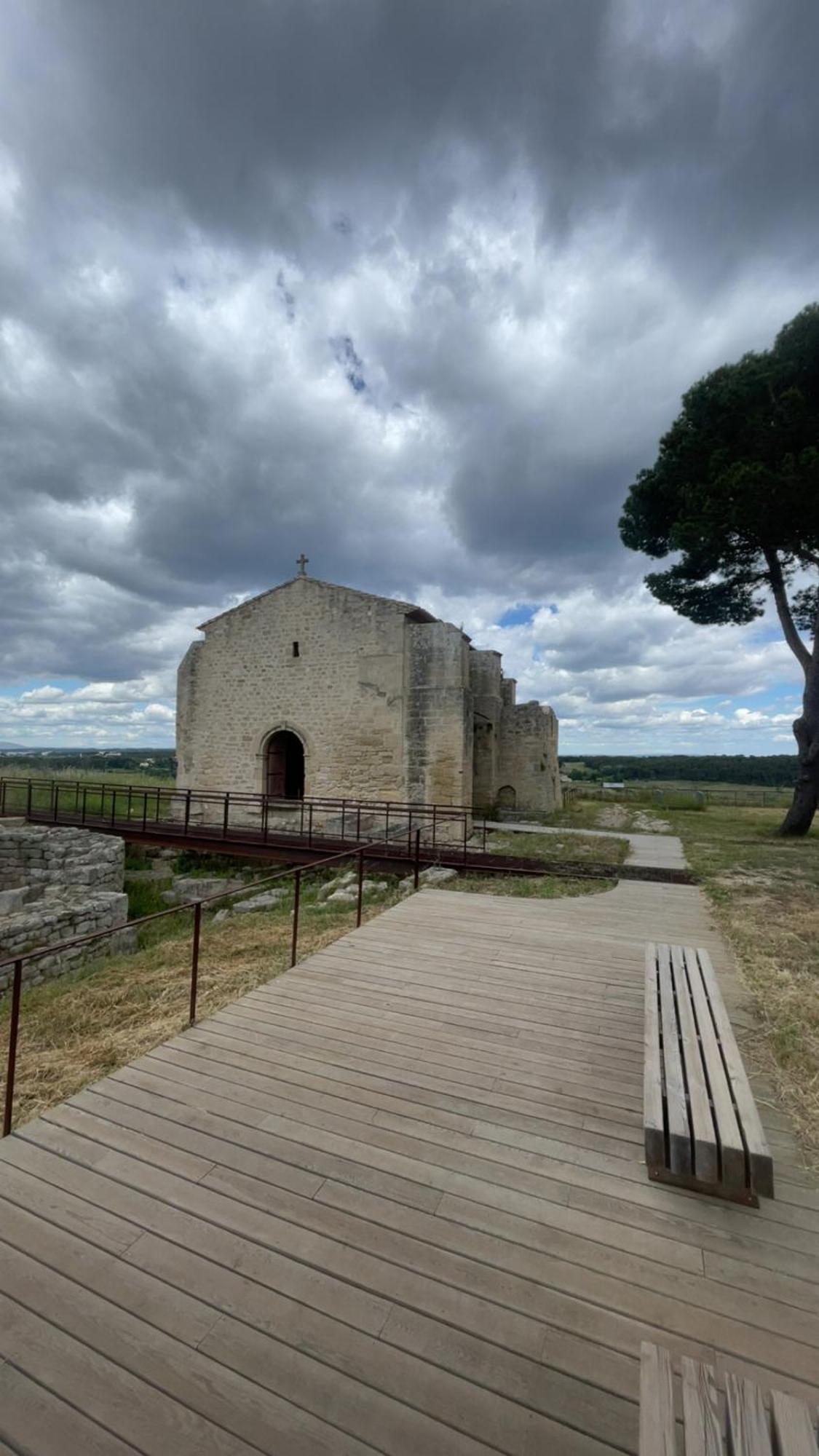 Maison T3 Dans Un Village Calme Saint-Mitre-les-Remparts Екстер'єр фото